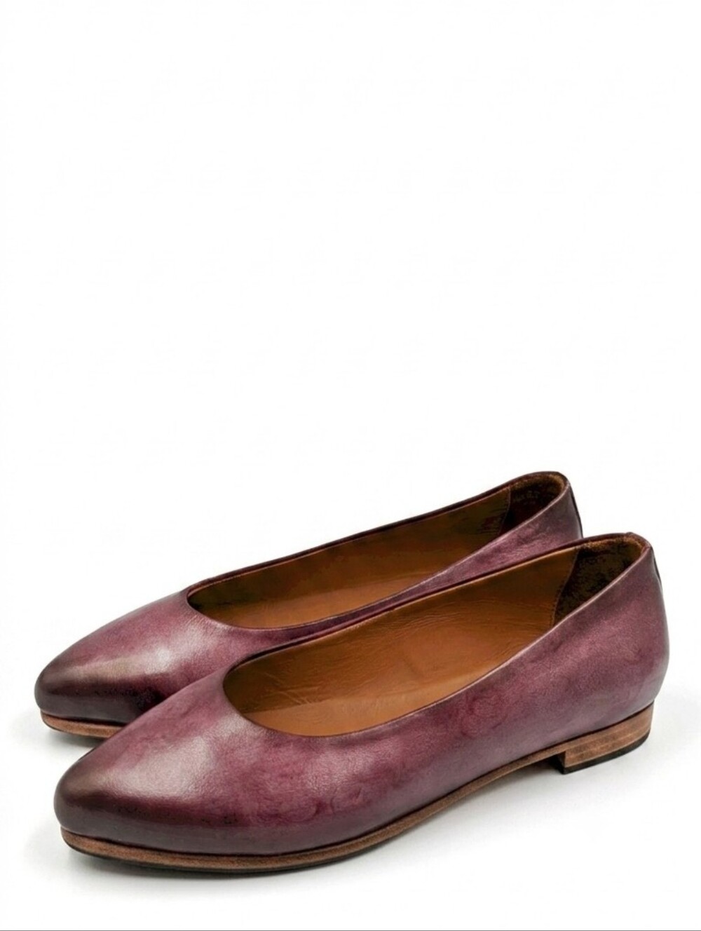 ✨ NWT Two Pretty Hand-Painted Leather Ballet Flats – Wine Patina ✨ - Picture 3 of 5